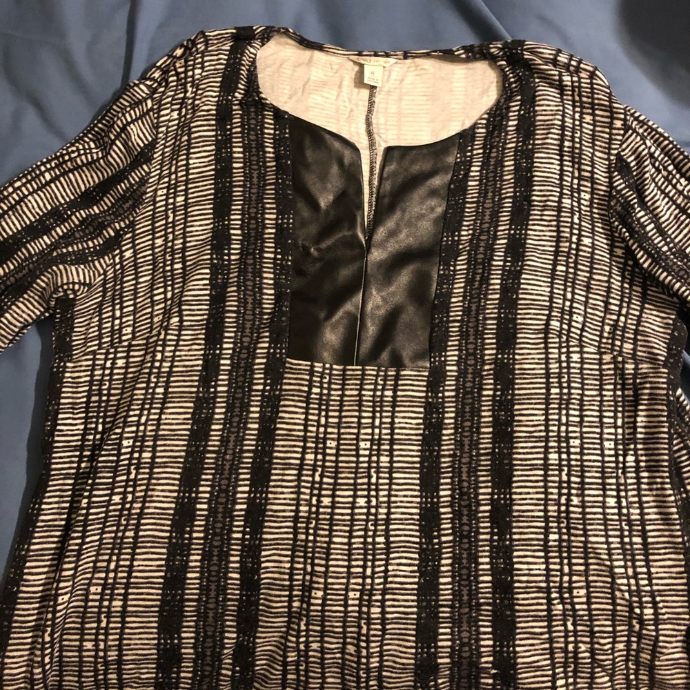 3/4 sleeve shirt